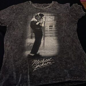 JACKSON Vintage Graphic Tee - Black